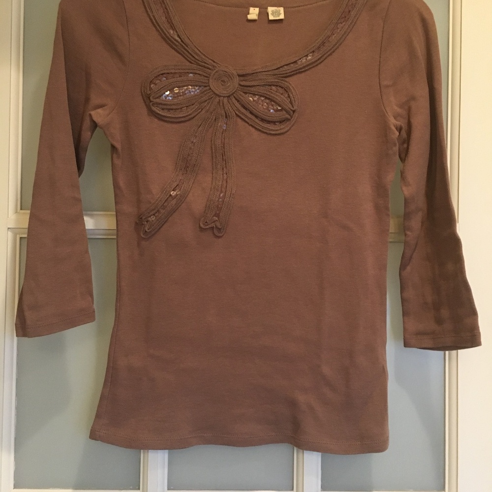 MOTH 3/4 Sleeve Brown Cotton Top with Sequin Trim on Bow and Collar; Size: XS